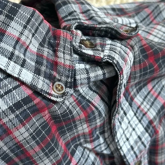 Carhartt men’s relaxed fit L plaid flannel long sleeve button down top shirt - Picture 7 of 7